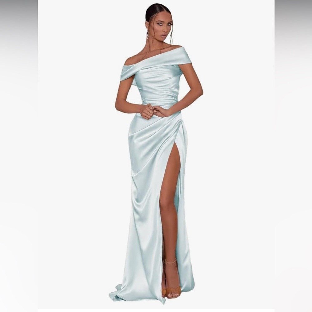 Off The Shoulder Mermaid Bridesmaid Dress